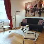 Louvre Opera Private 公寓