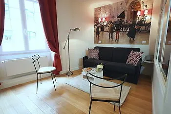 Louvre Opera Private 公寓